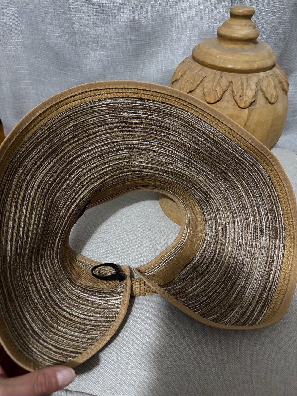 Gorgeous Magid Sun Visor-Earth Tones-Striped-Paper Material-Rear Bow Detail-EUC - Picture 7 of 14